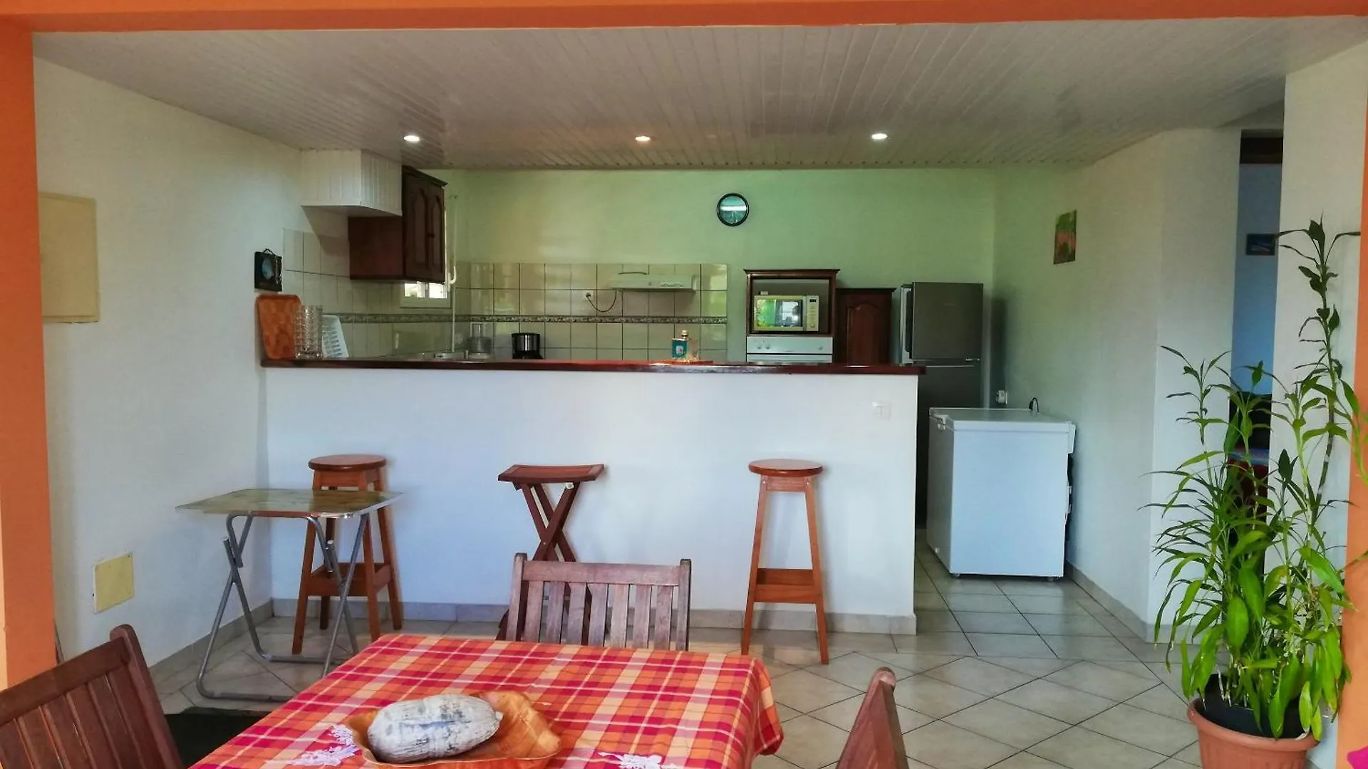 Appartement Charmant En Centre Ville De Sainte Luce 80 M² + Vue Sainte-Luce
