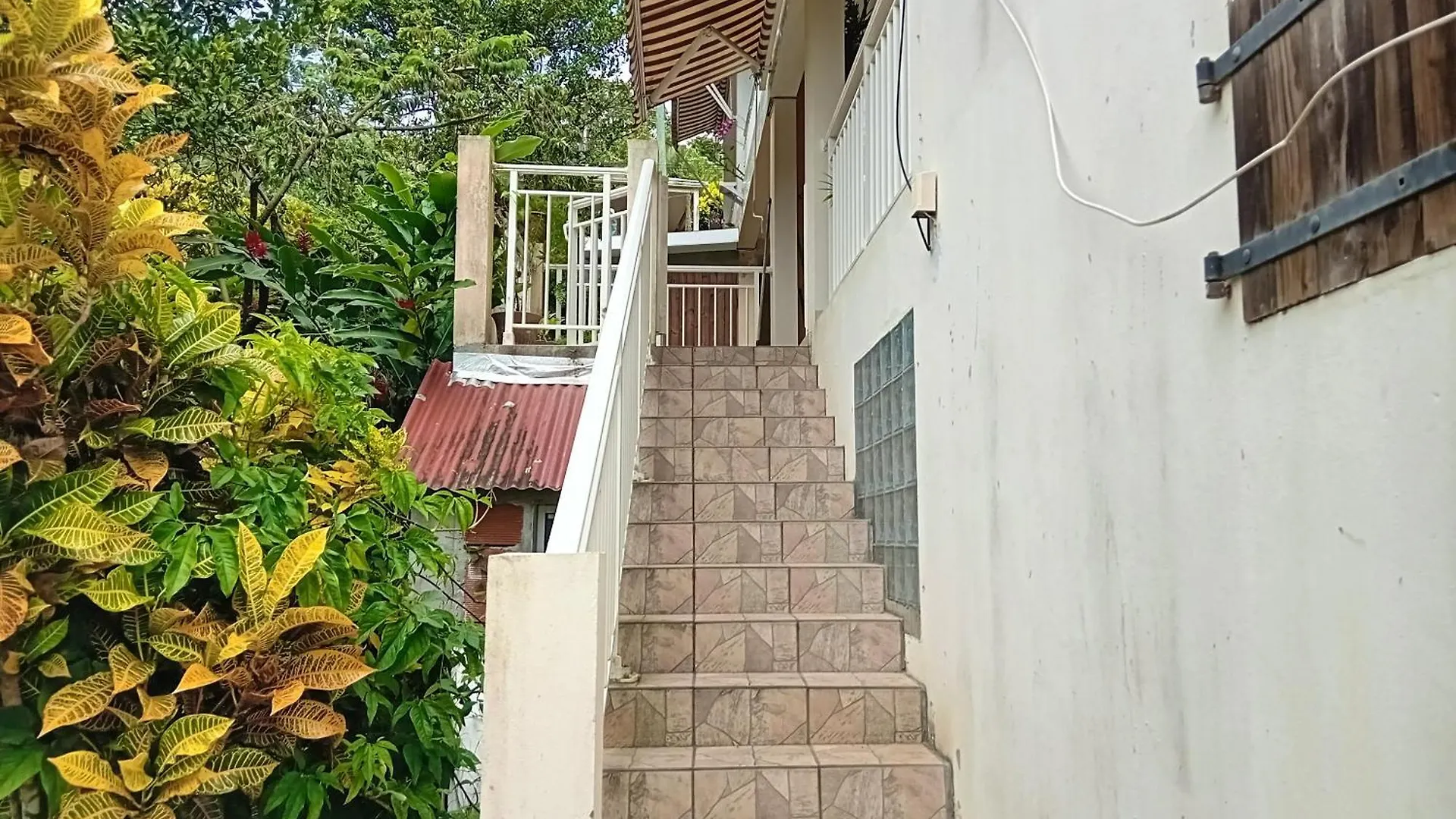 Appartement Charmant En Centre Ville De Sainte Luce 80 M² + Vue Martynika